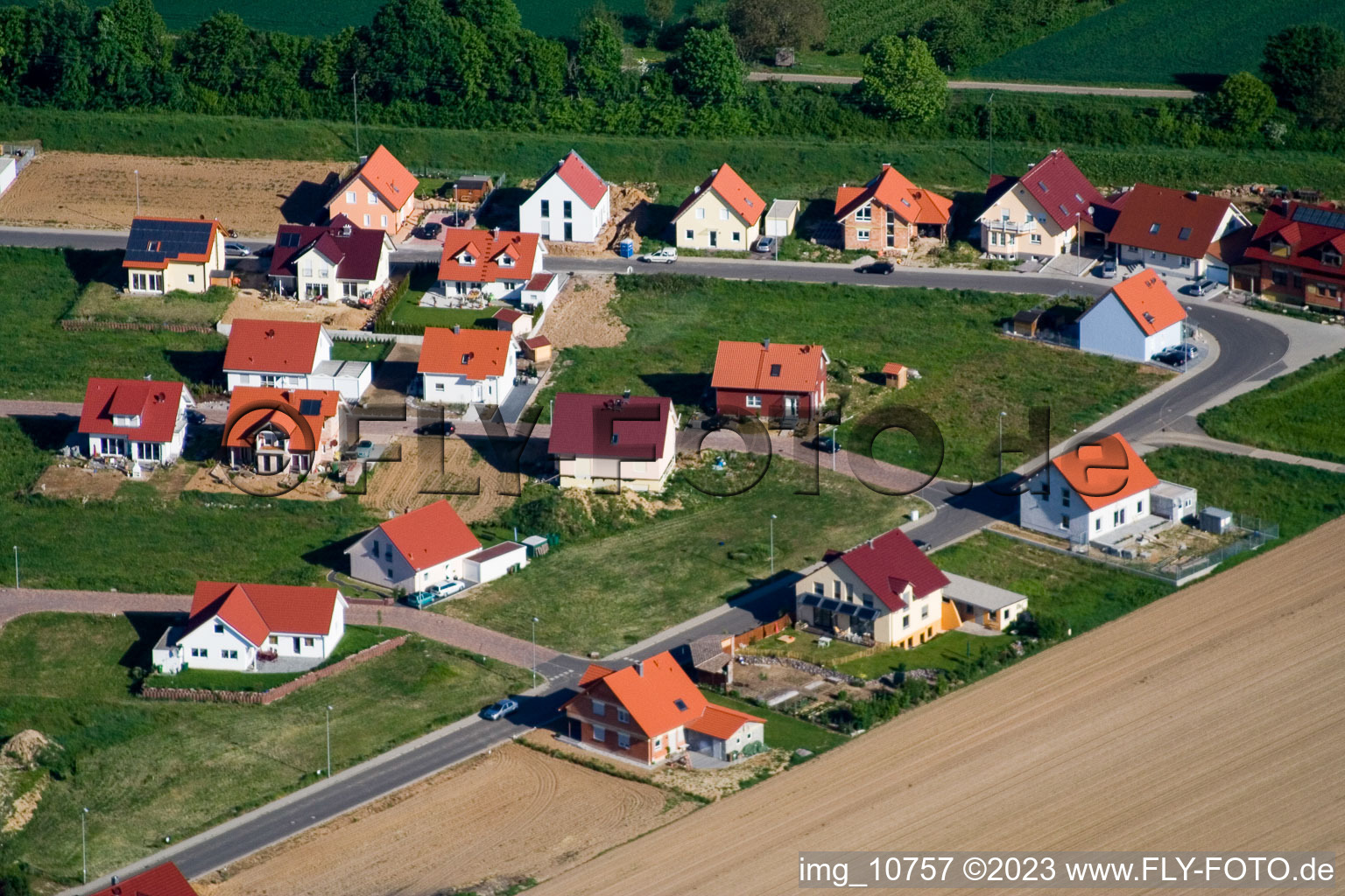 Drohnenbild von Ortsteil Schaidt in Wörth am Rhein im Bundesland Rheinland-Pfalz, Deutschland