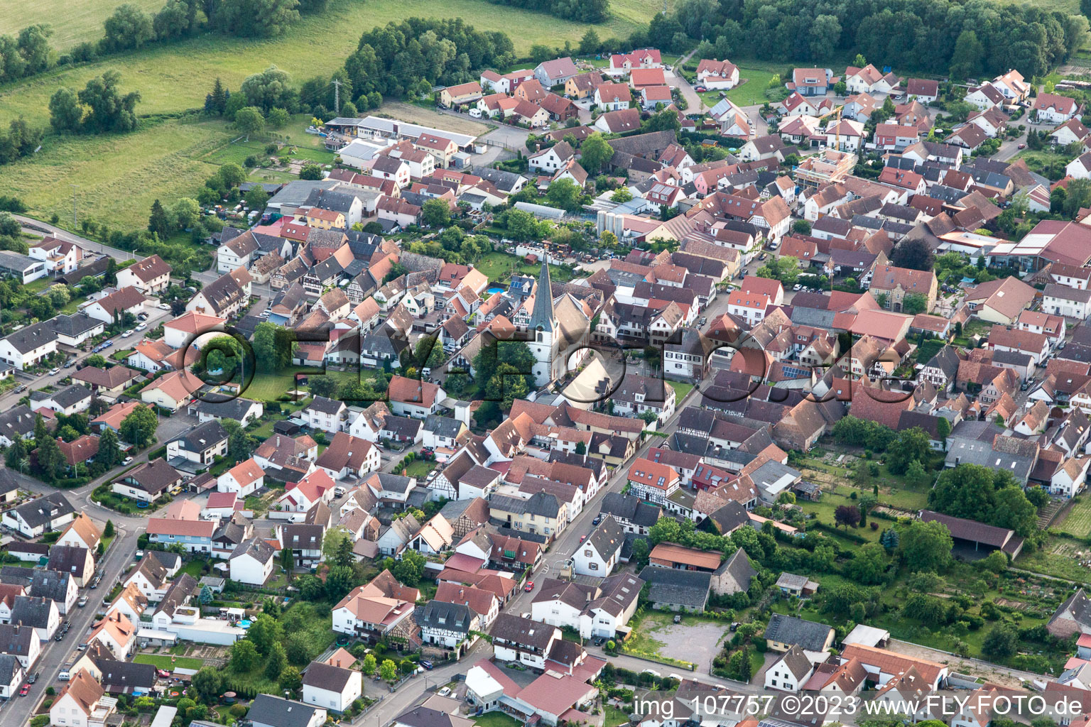 Luftaufnahme von Venningen im Bundesland Rheinland-Pfalz, Deutschland