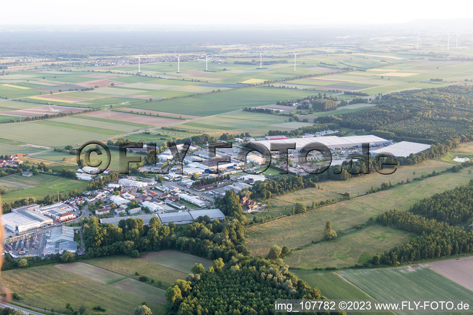 Minderslachen, Gewerbegebiet Horst in Kandel im Bundesland Rheinland-Pfalz, Deutschland aus der Vogelperspektive
