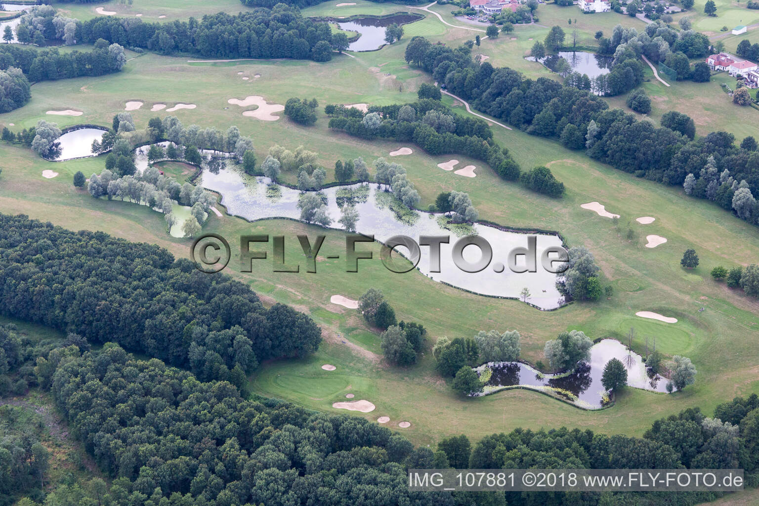 Schrägluftbild von Soufflenheim, Golf Club im Bundesland Bas-Rhin, Frankreich