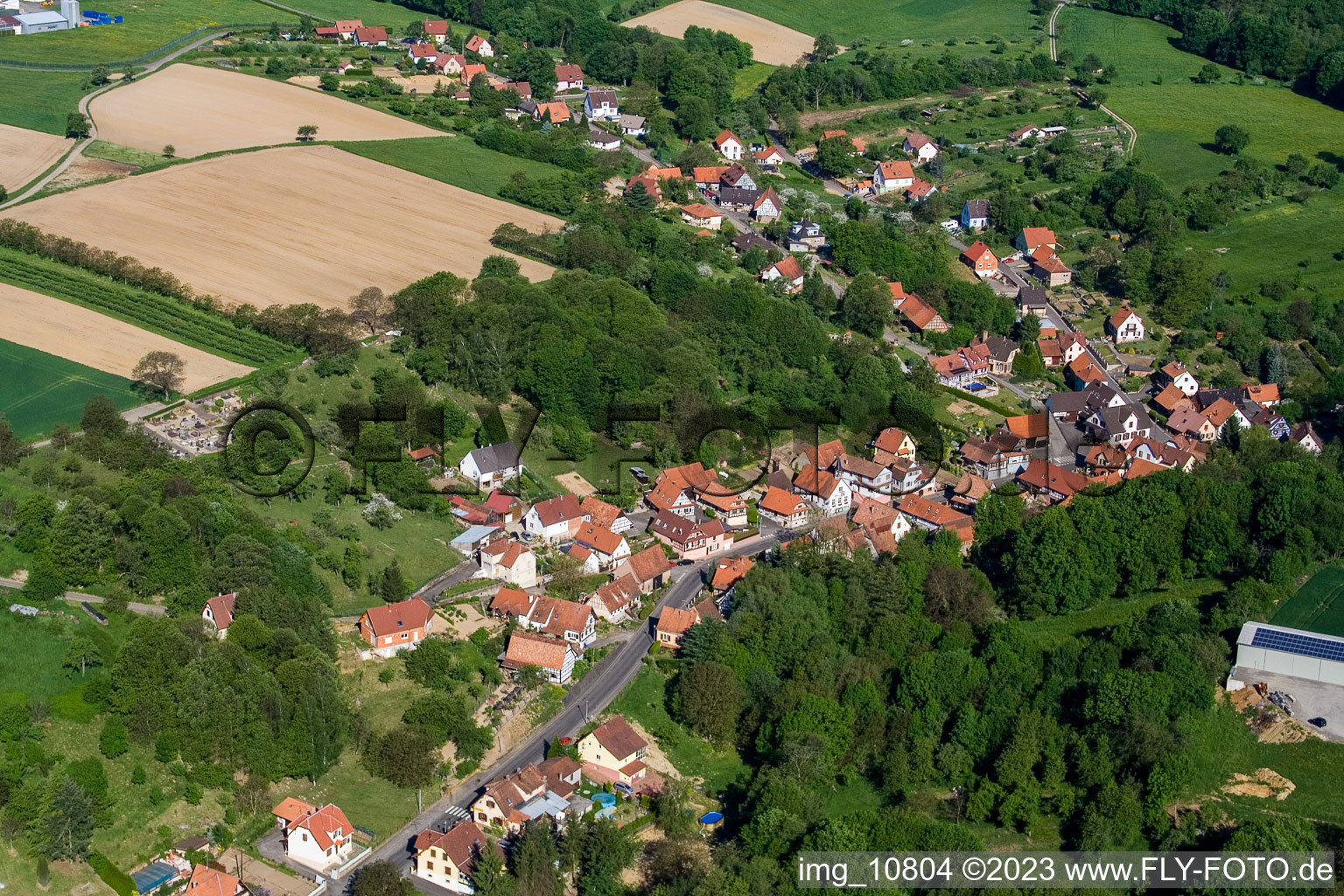 Luftbild von Birlenbach in Drachenbronn-Birlenbach im Bundesland Bas-Rhin, Frankreich