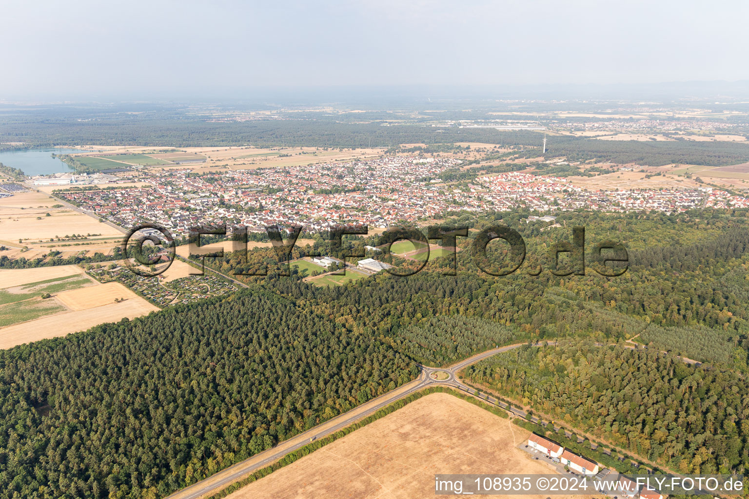 Luftbild von Ortsteil Wiesental in Waghäusel im Bundesland Baden-Württemberg, Deutschland