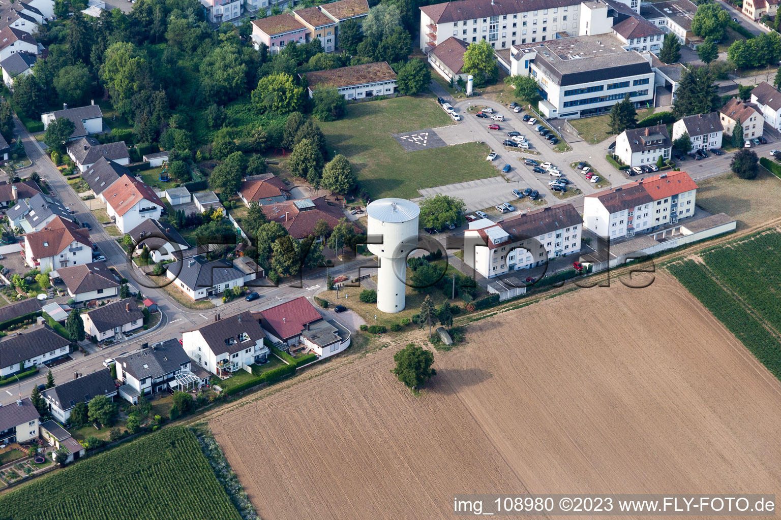 Kandel, Am Wasserturm im Bundesland Rheinland-Pfalz, Deutschland von oben gesehen