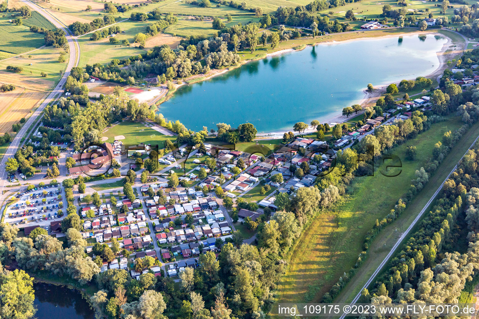 Luftbild von Rastatt, Freizeitparadies im Ortsteil Plittersdorf im Bundesland Baden-Württemberg, Deutschland