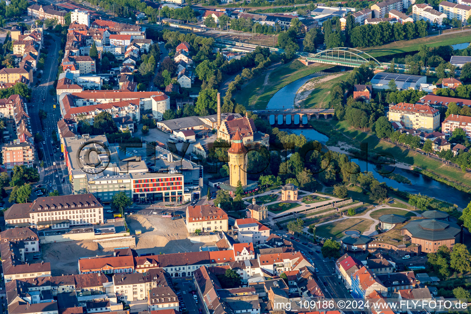 Pagodenburg und Murgpark in Rastatt im Bundesland Baden-Württemberg, Deutschland