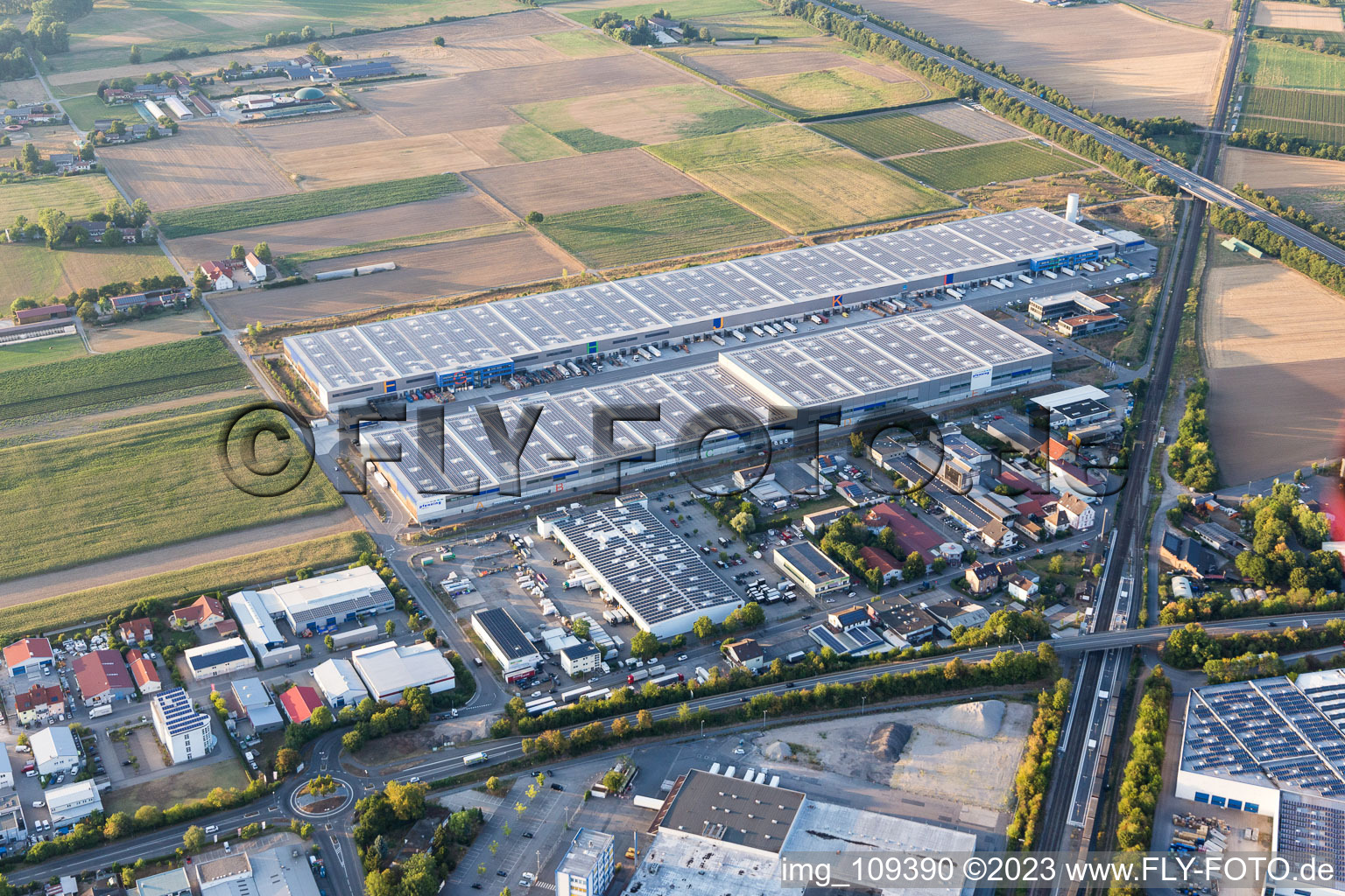 Luftbild von Heddesheim, Industriegebiet im Bundesland Baden-Württemberg, Deutschland