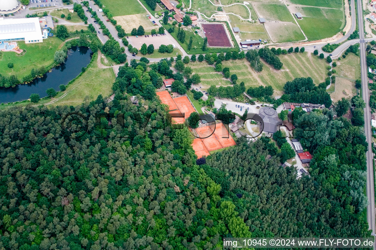 Rülzheim, Tennisclub im Bundesland Rheinland-Pfalz, Deutschland von oben