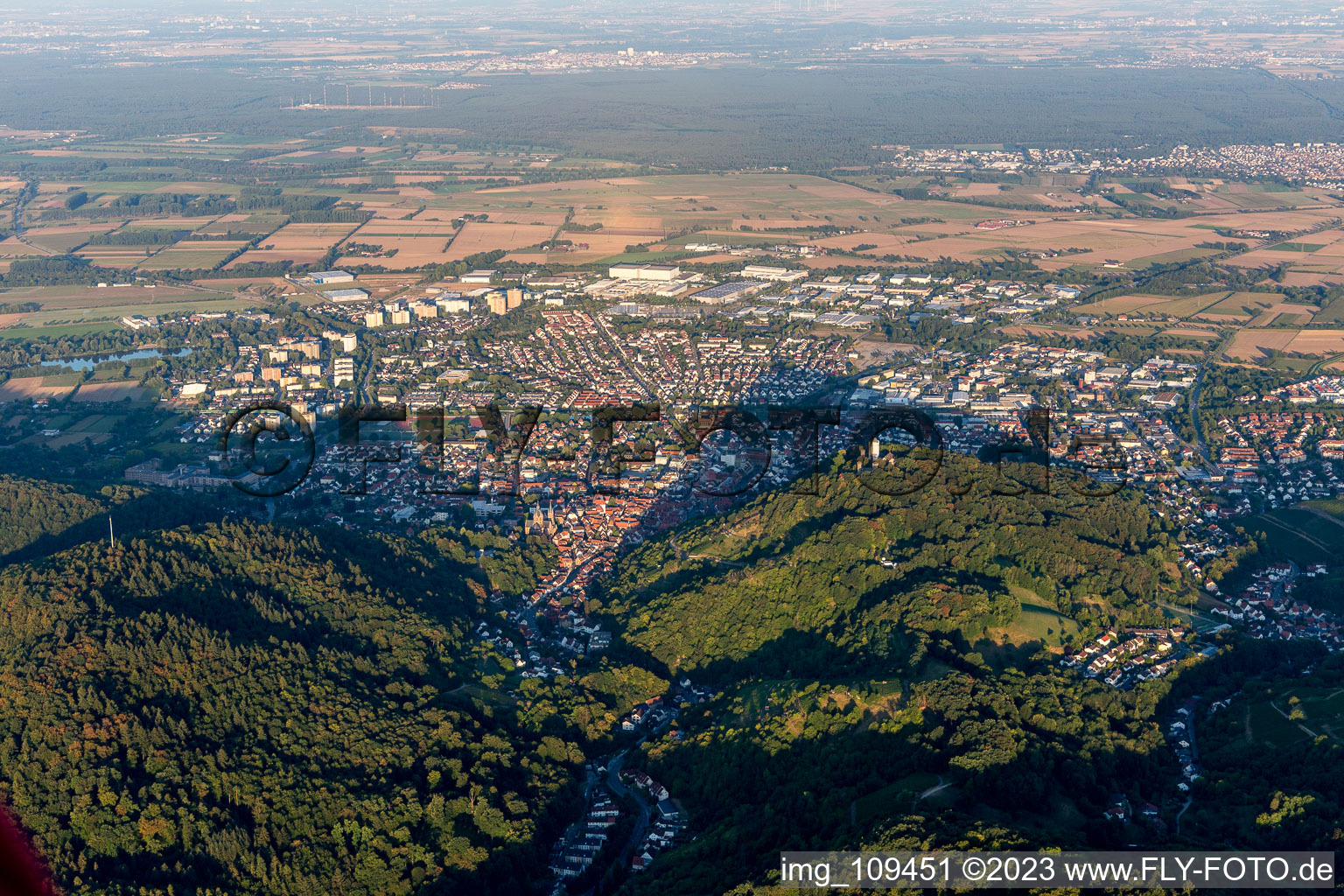 Heppenheim in Heppenheim an der Bergstrasse im Bundesland Hessen, Deutschland aus der Drohnenperspektive