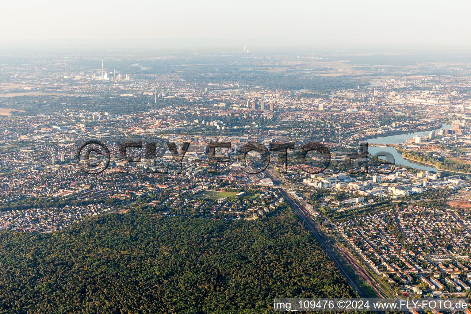 Ortsteil Gartenstadt in Mannheim im Bundesland Baden-Württemberg, Deutschland