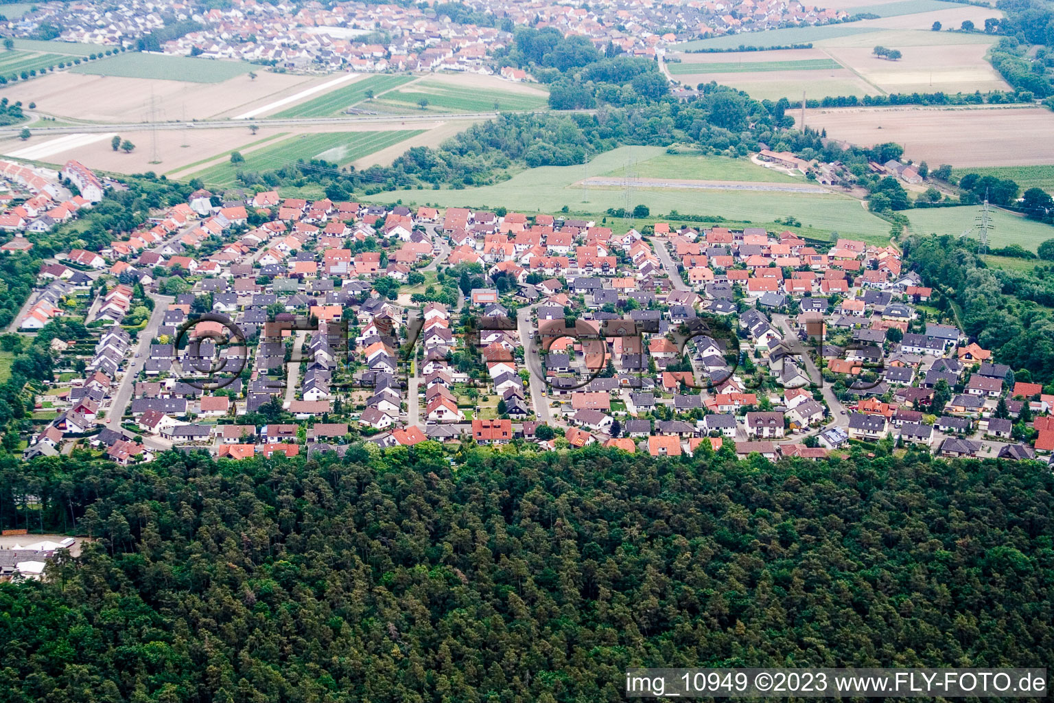 Rülzheim im Bundesland Rheinland-Pfalz, Deutschland aus der Vogelperspektive