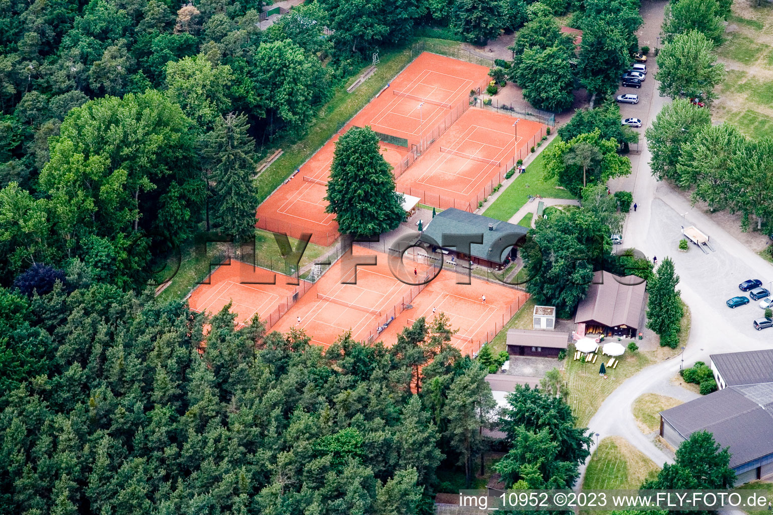 Rülzheim, Tennisclub im Bundesland Rheinland-Pfalz, Deutschland von oben gesehen