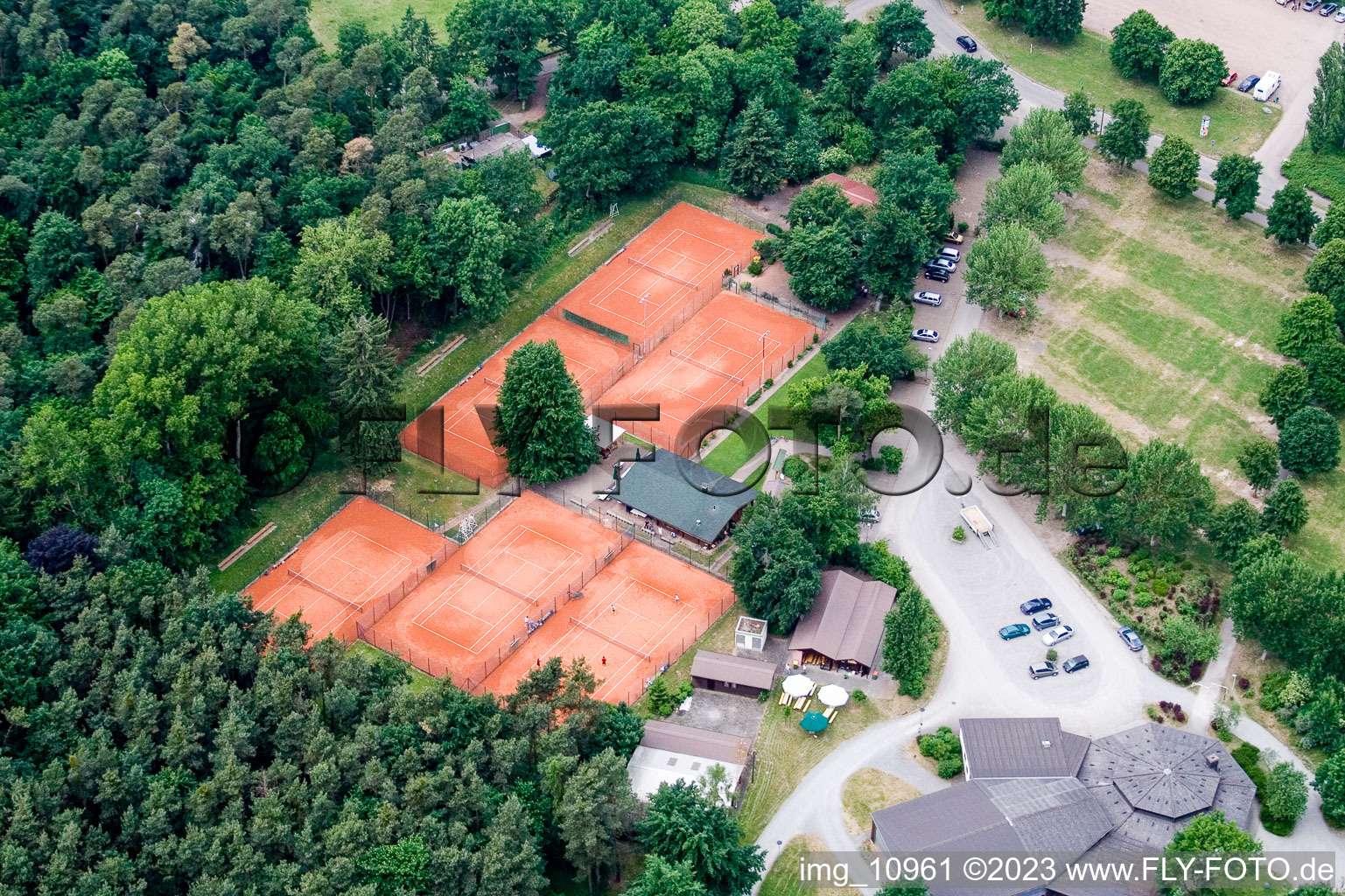 Rülzheim, Tennisclub im Bundesland Rheinland-Pfalz, Deutschland vom Flugzeug aus