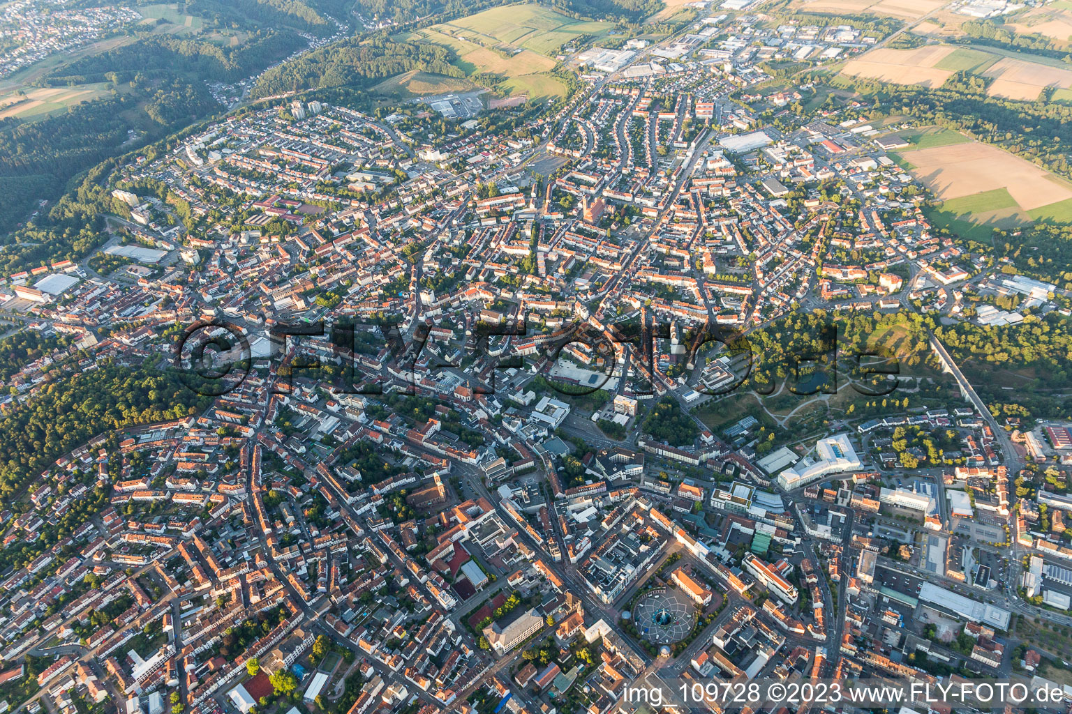 Pirmasens im Bundesland Rheinland-Pfalz, Deutschland von einer Drohne aus