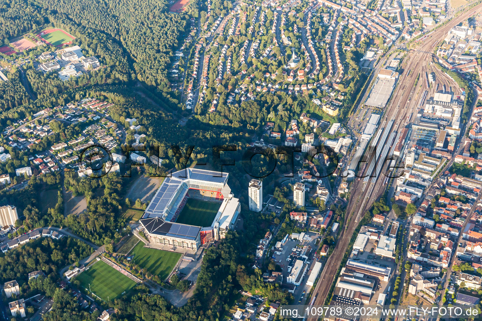 Fritz-Walter-Stadion in Kaiserslautern im Bundesland Rheinland-Pfalz, Deutschland