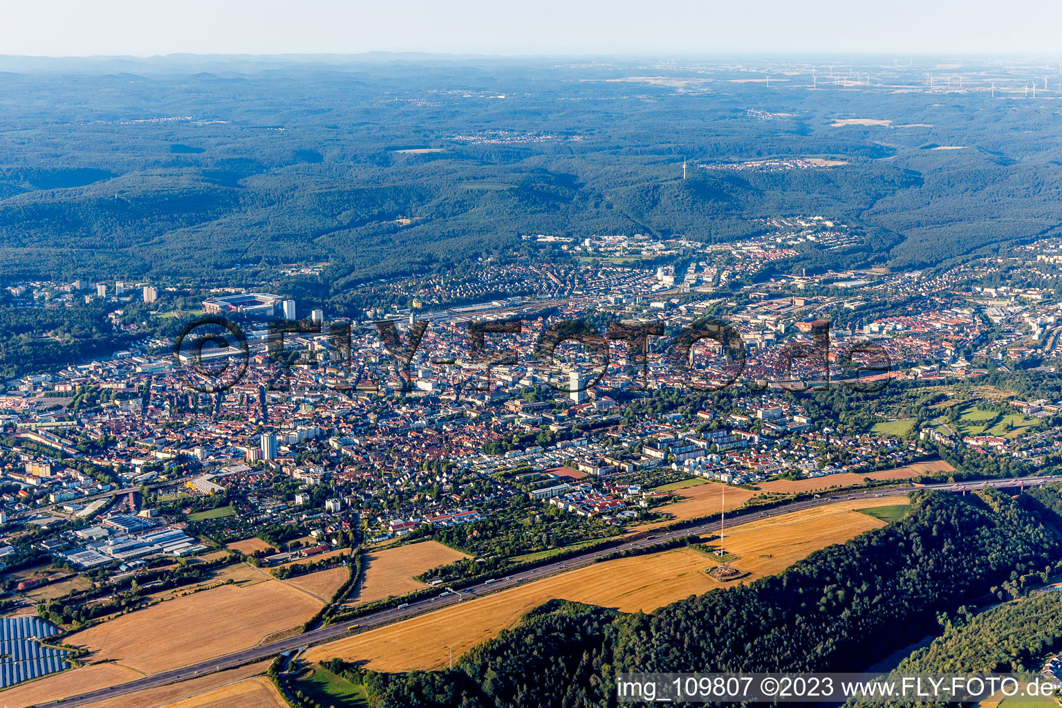Luftaufnahme von Kaiserslautern im Bundesland Rheinland-Pfalz, Deutschland