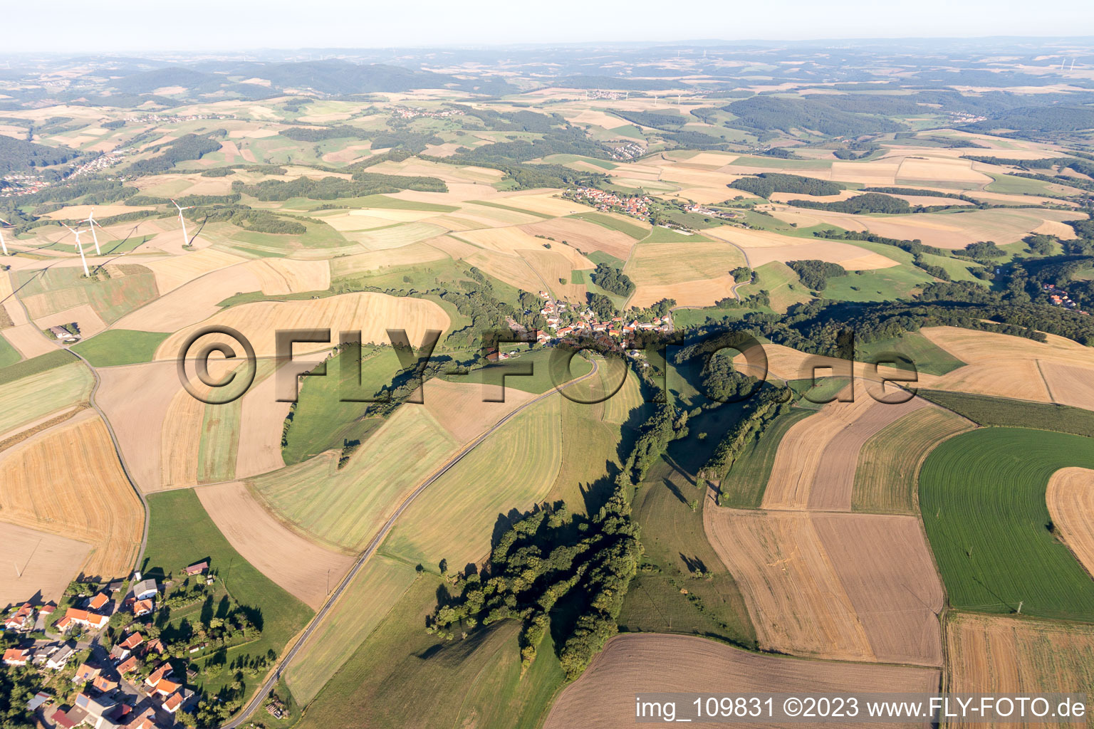 Luftaufnahme von Kreuzhof im Bundesland Rheinland-Pfalz, Deutschland