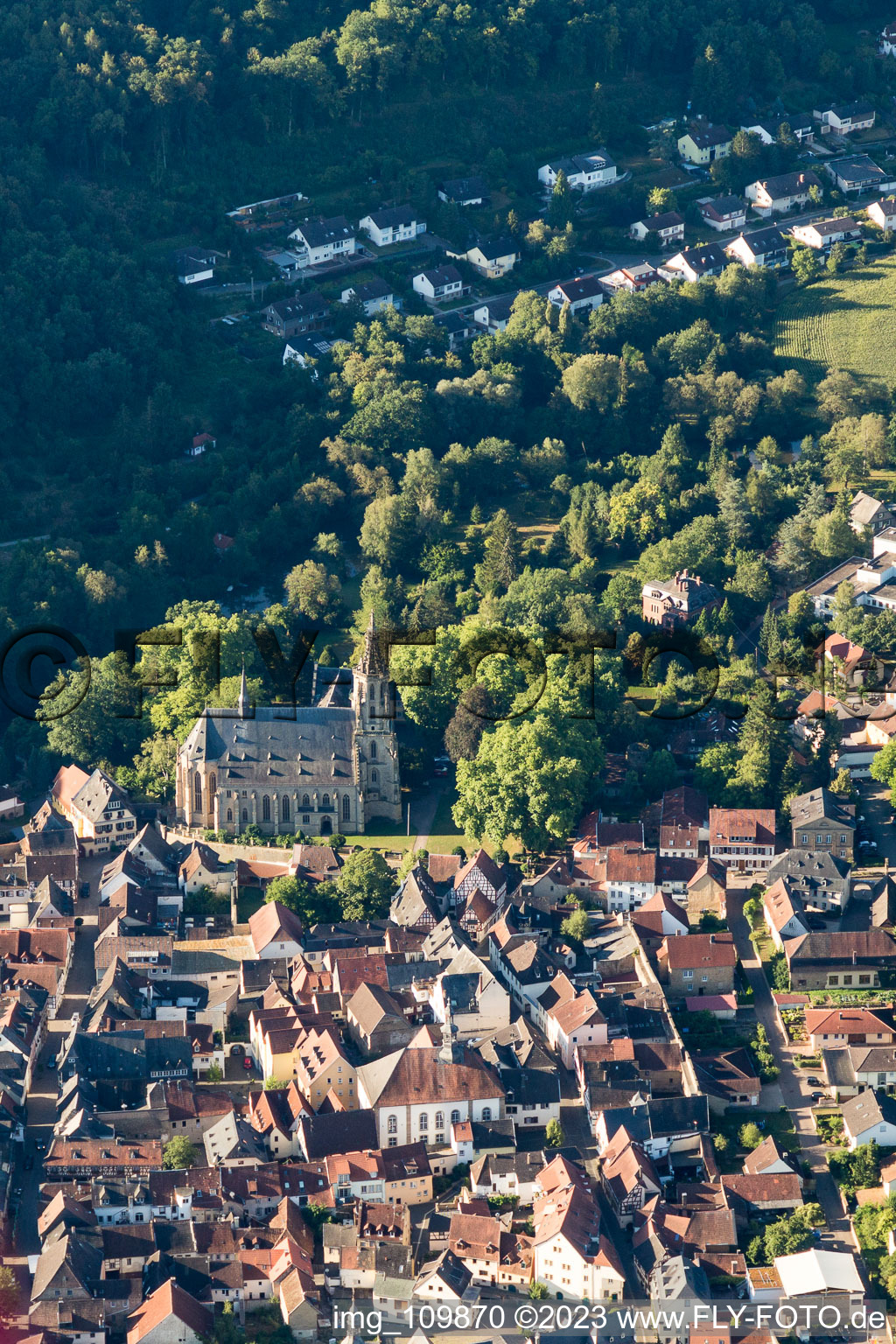 Drohnenbild von Meisenheim im Bundesland Rheinland-Pfalz, Deutschland