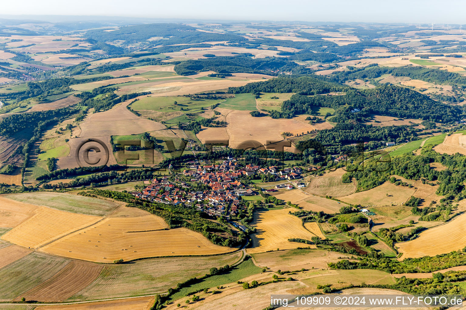 Luftbild von Niedermoschel im Bundesland Rheinland-Pfalz, Deutschland