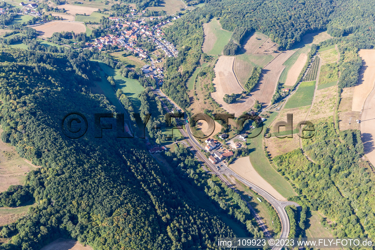Mannweiler-Cölln, Weingut Hahnmühle von P.&M. Linxweiler im Bundesland Rheinland-Pfalz, Deutschland