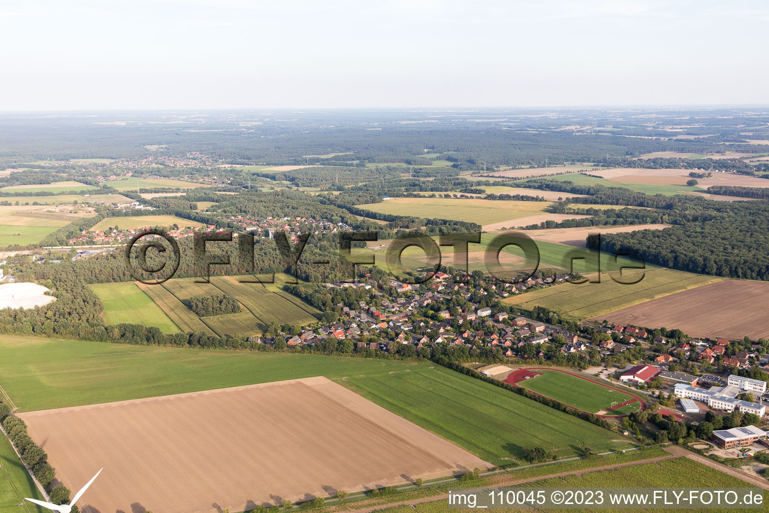 Luftaufnahme von Embsen im Bundesland Niedersachsen, Deutschland