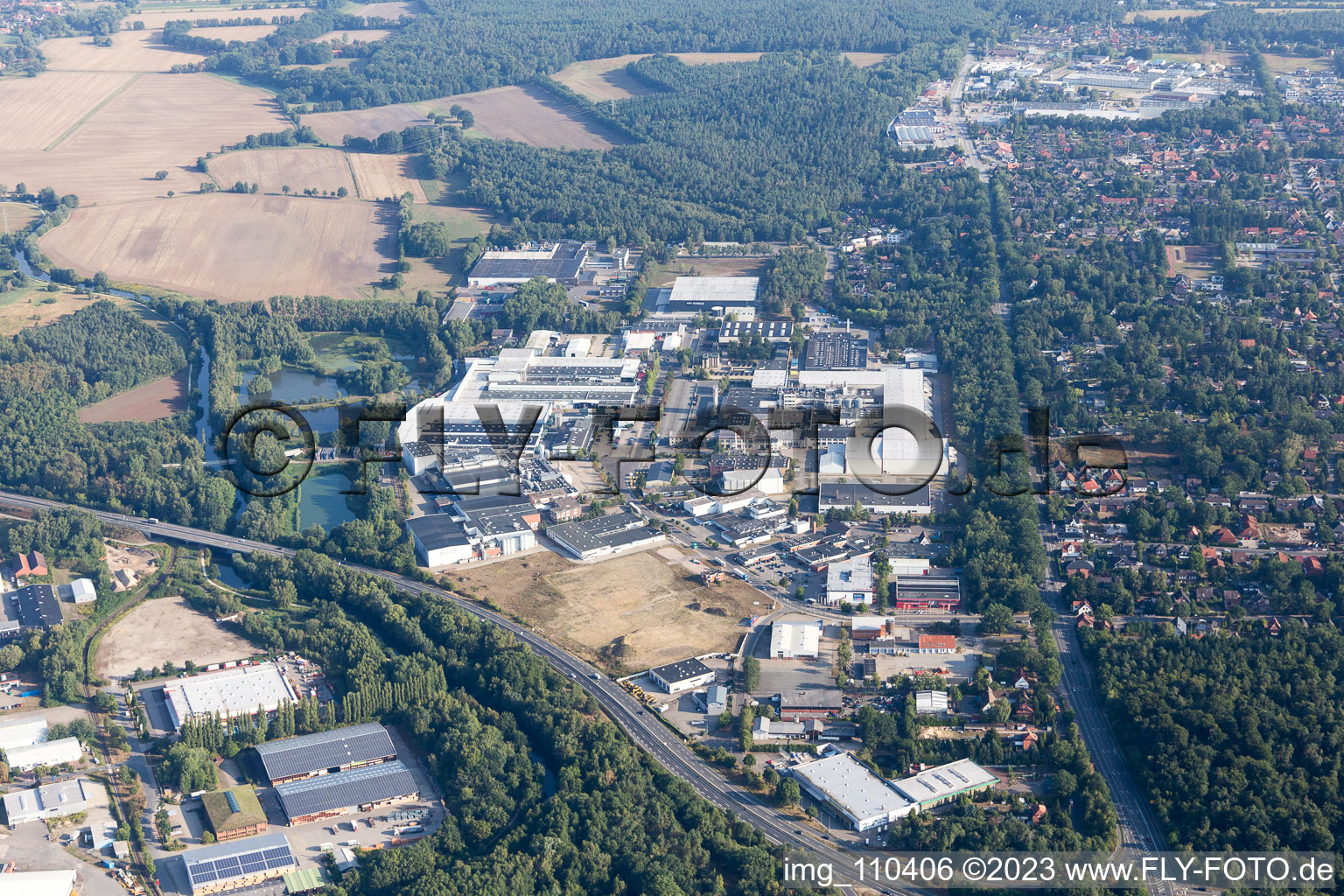 Lüneburg im Bundesland Niedersachsen, Deutschland von einer Drohne aus