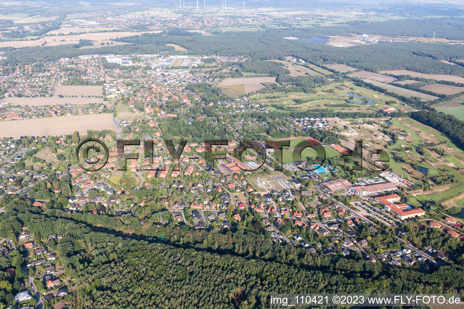 Luftaufnahme von Adendorf im Bundesland Niedersachsen, Deutschland