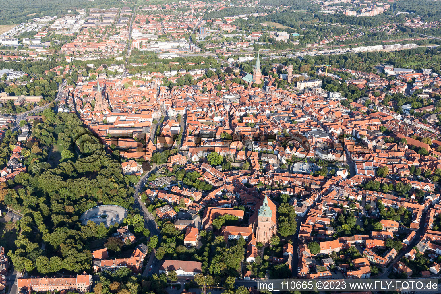 Luftaufnahme von Lüneburg, Altstadt im Bundesland Niedersachsen, Deutschland