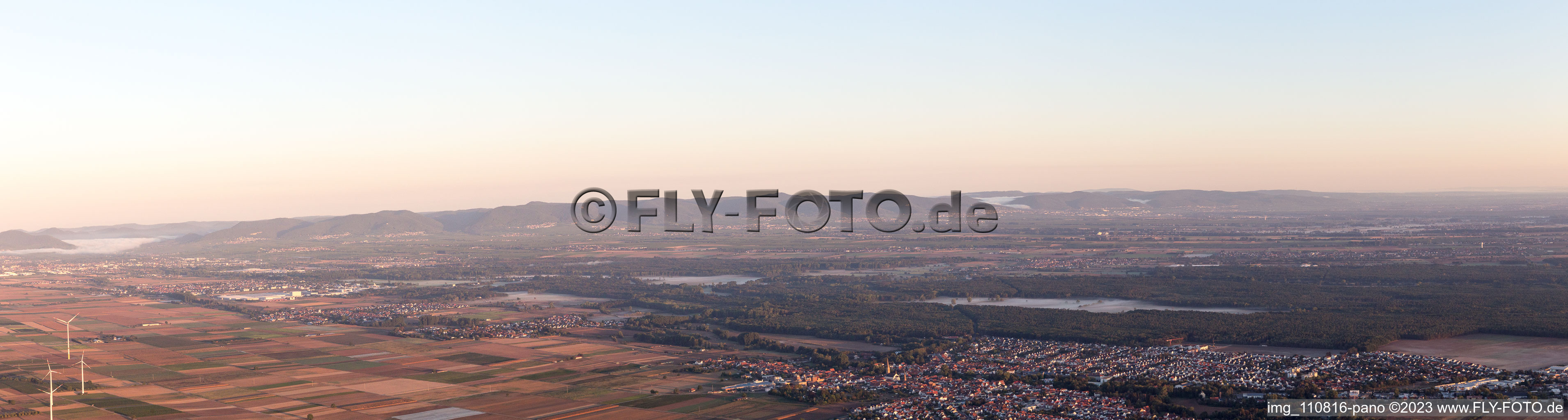 Panorama in Bellheim im Bundesland Rheinland-Pfalz, Deutschland