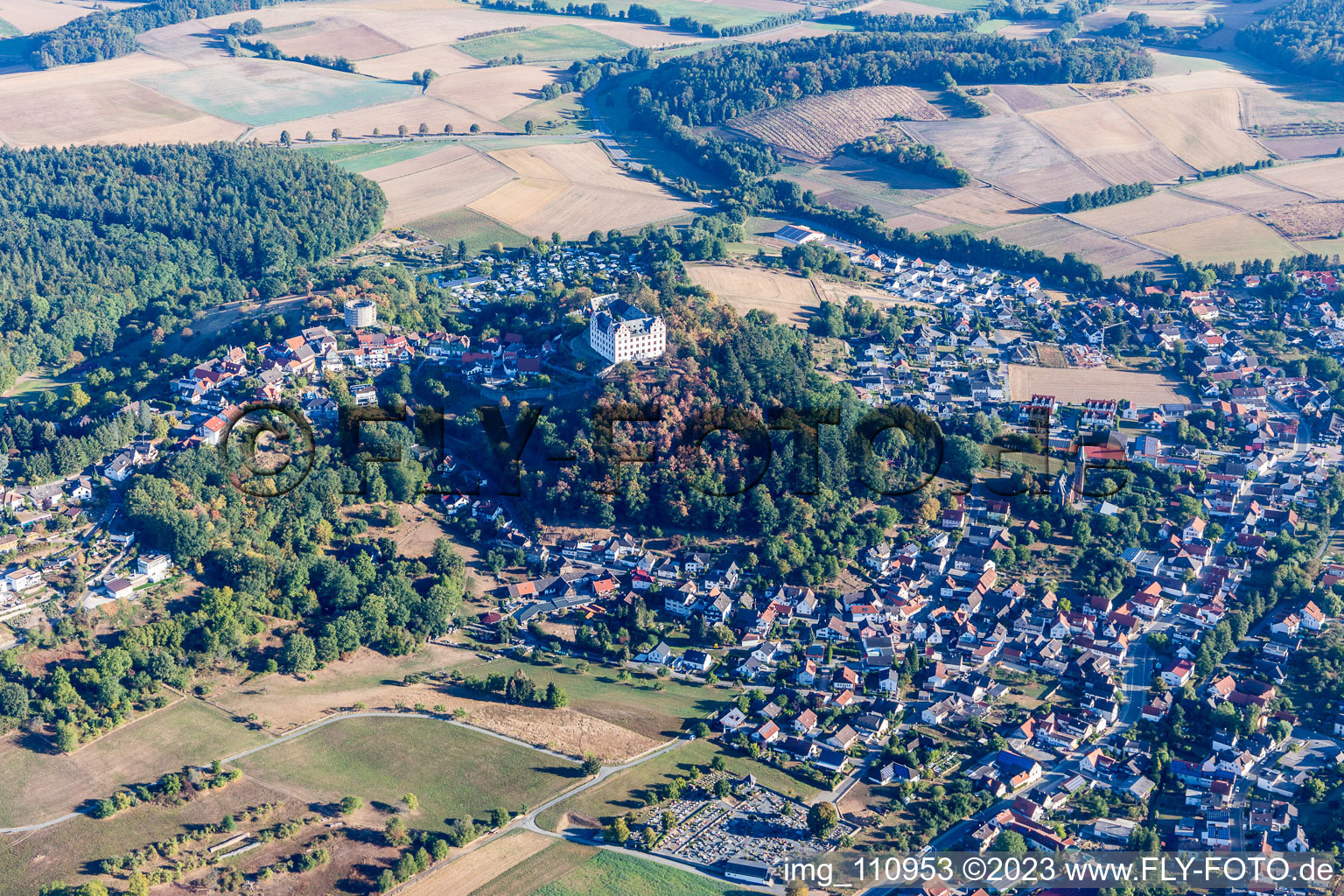 Fischbachtal, Schloß Lichtenberg im Bundesland Hessen, Deutschland aus der Luft