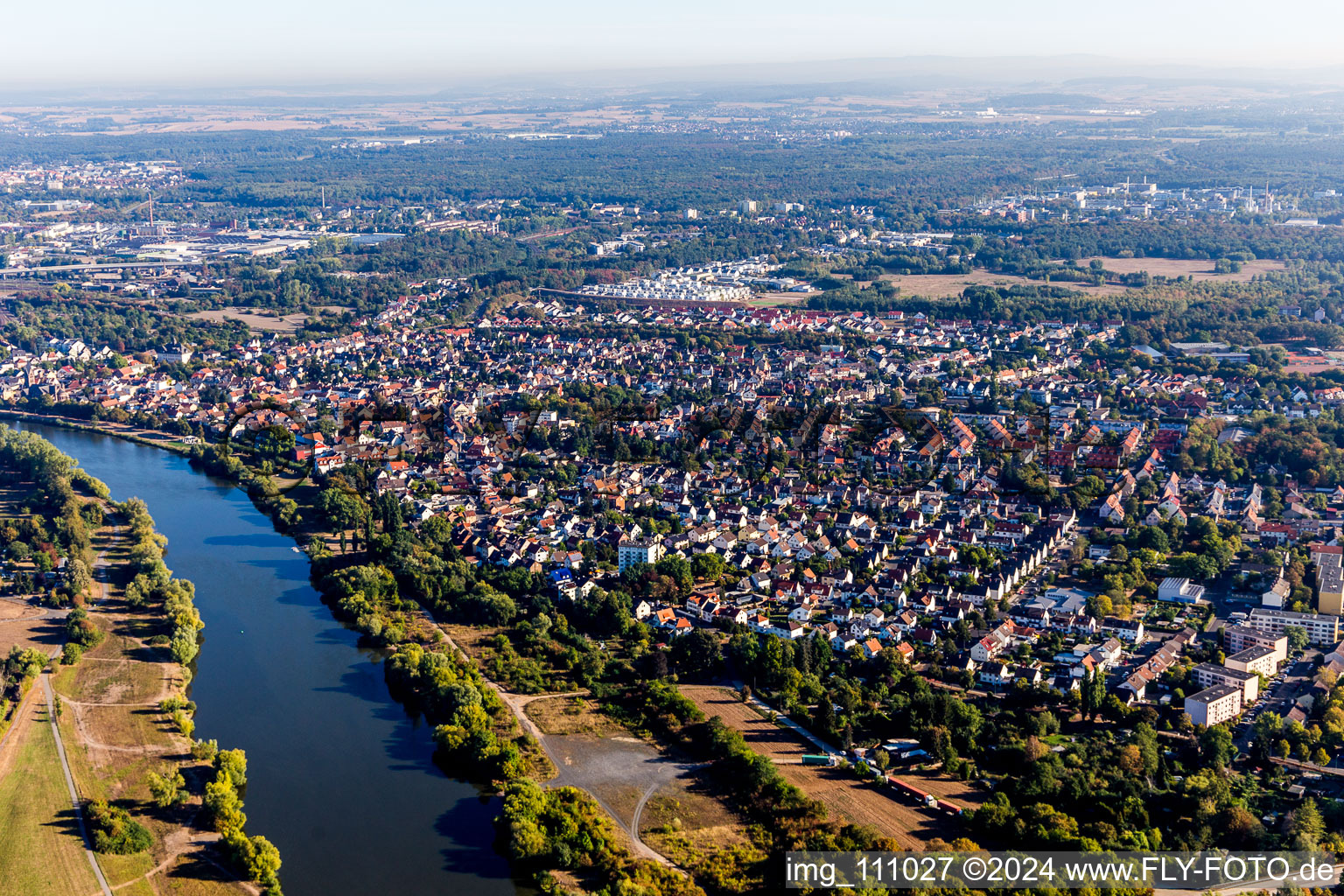 Luftbild von Ortsteil Großauheim in Hanau im Bundesland Hessen, Deutschland