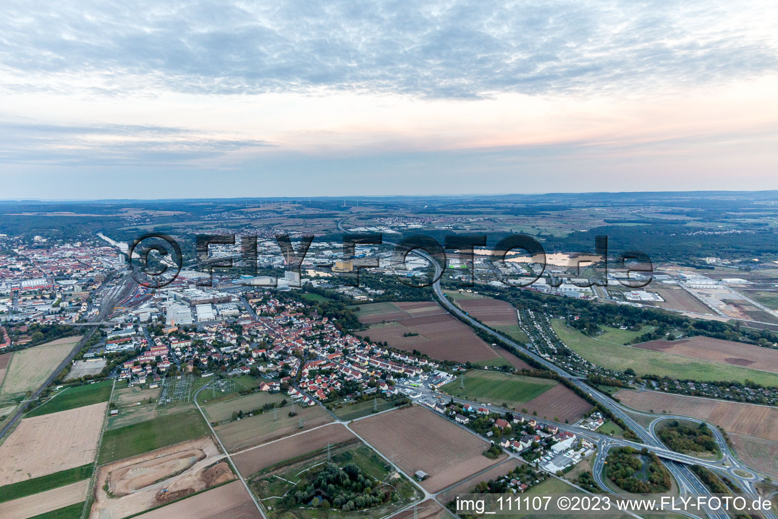 Schweinfurt im Bundesland Bayern, Deutschland von oben gesehen