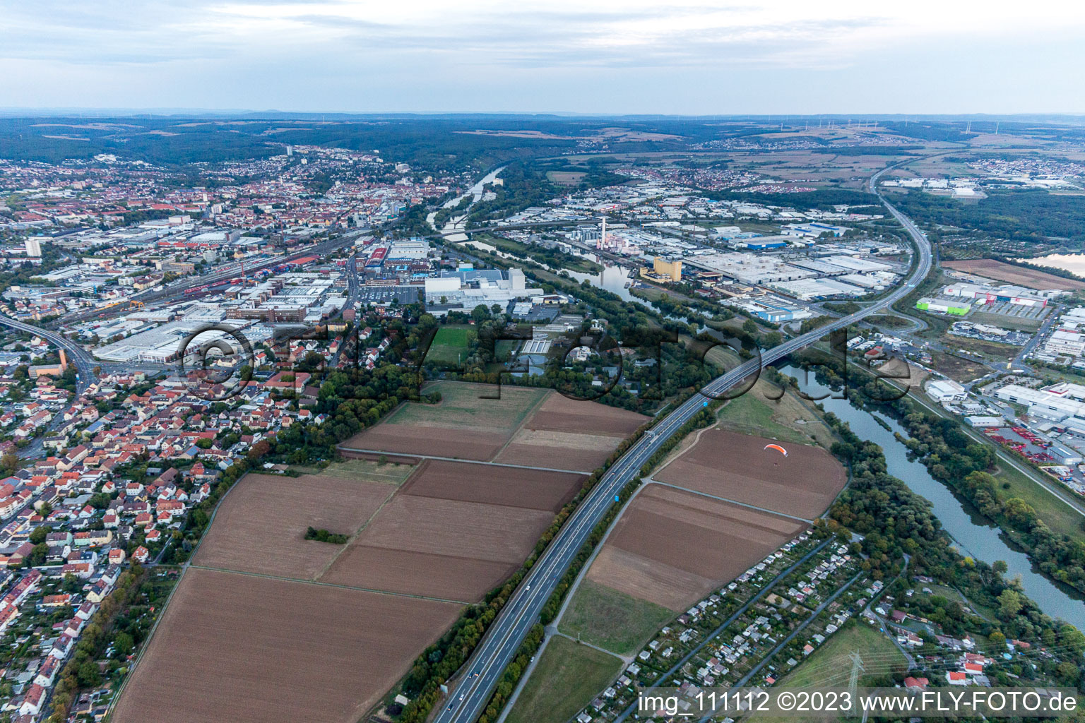Luftaufnahme von Schweinfurt, Gewerbegebiet Maintal im Bundesland Bayern, Deutschland