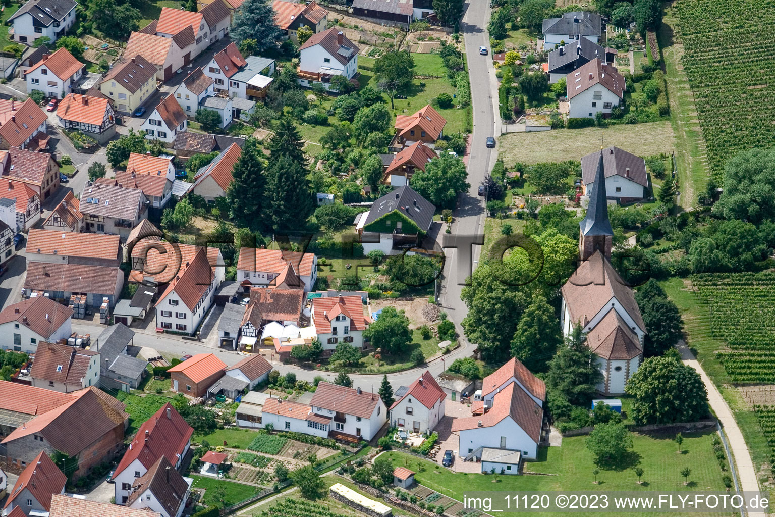 Luftbild von Ortsteil Rechtenbach in Schweigen-Rechtenbach im Bundesland Rheinland-Pfalz, Deutschland