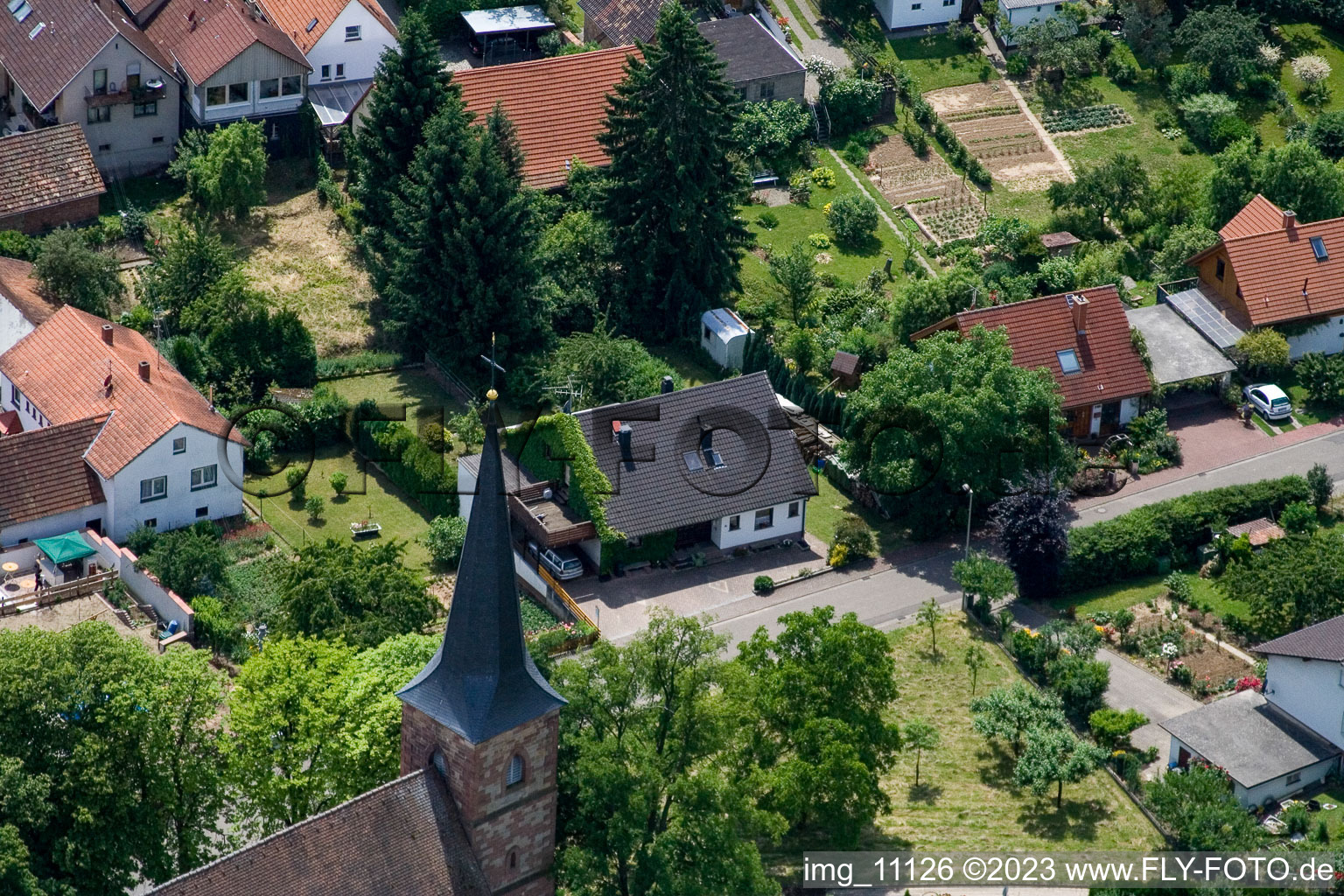 Ortsteil Rechtenbach in Schweigen-Rechtenbach im Bundesland Rheinland-Pfalz, Deutschland von oben gesehen