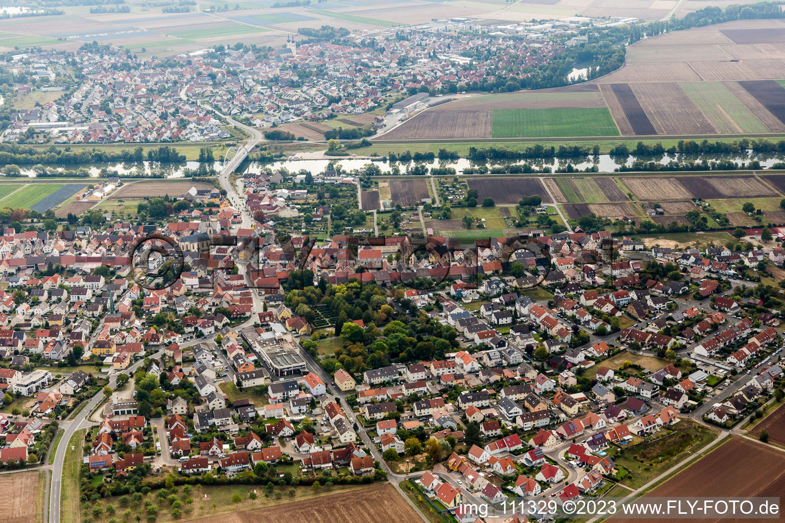 Schrägluftbild von Bergrheinfeld im Bundesland Bayern, Deutschland
