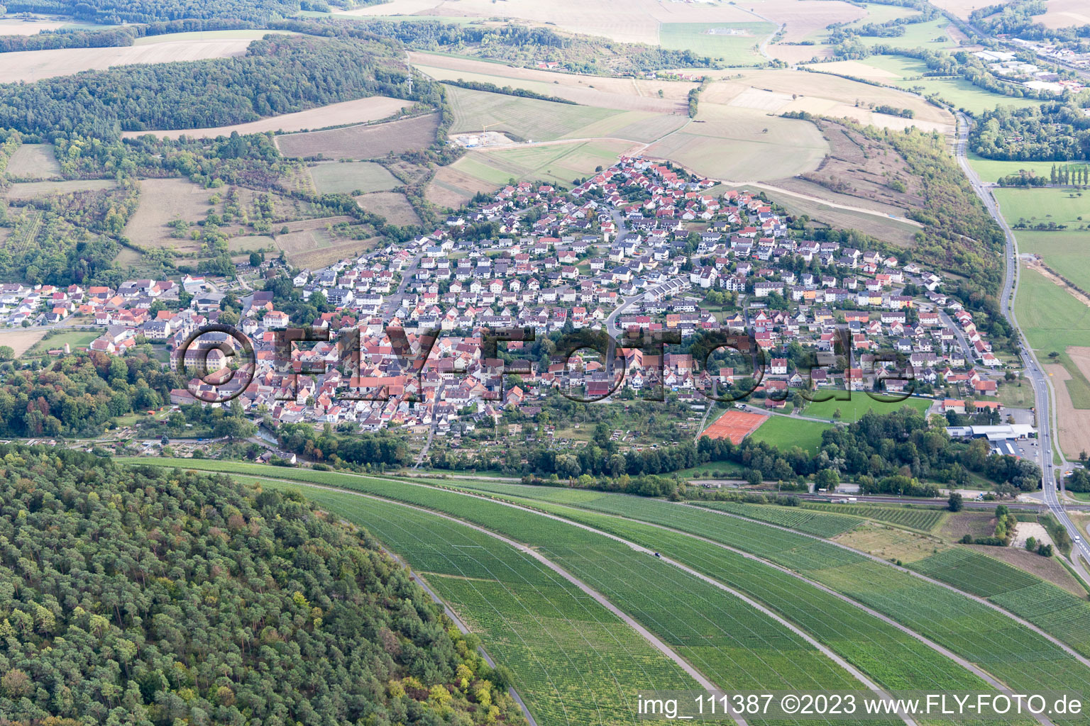 Schrägluftbild von Gerlachsheim im Bundesland Baden-Württemberg, Deutschland