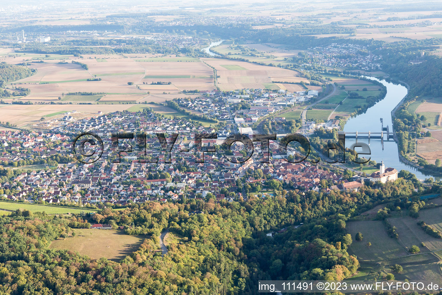 Schrägluftbild von Gundelsheim im Bundesland Baden-Württemberg, Deutschland