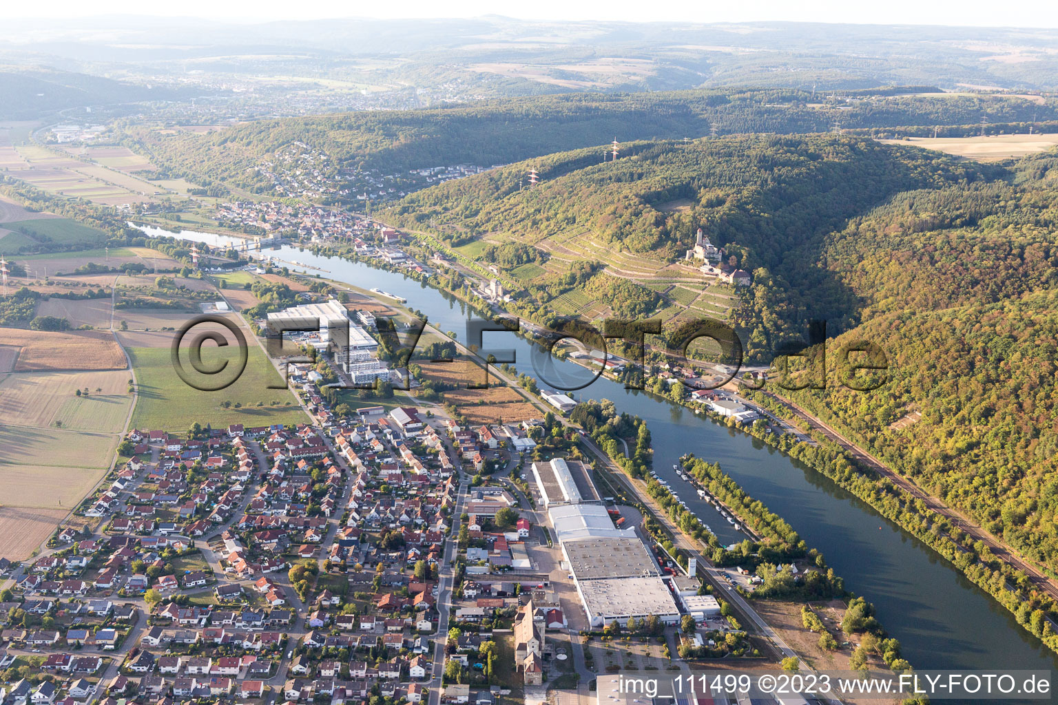 Luftaufnahme von Neckarzimmern, Burg Hornberg im Bundesland Baden-Württemberg, Deutschland