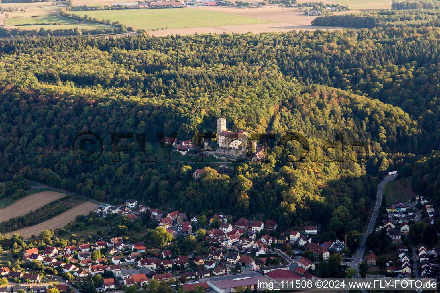 Burganlage der Veste Guttenberg in Haßmersheim im Bundesland Baden-Württemberg, Deutschland