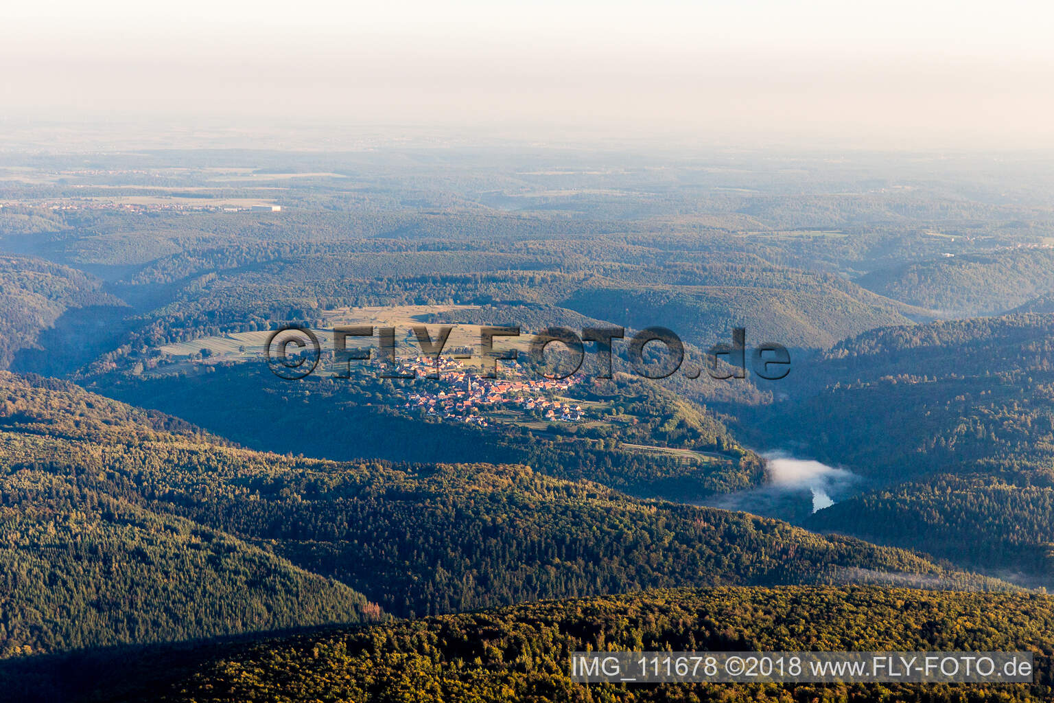 Luftbild von Eschbourg im Bundesland Bas-Rhin, Frankreich