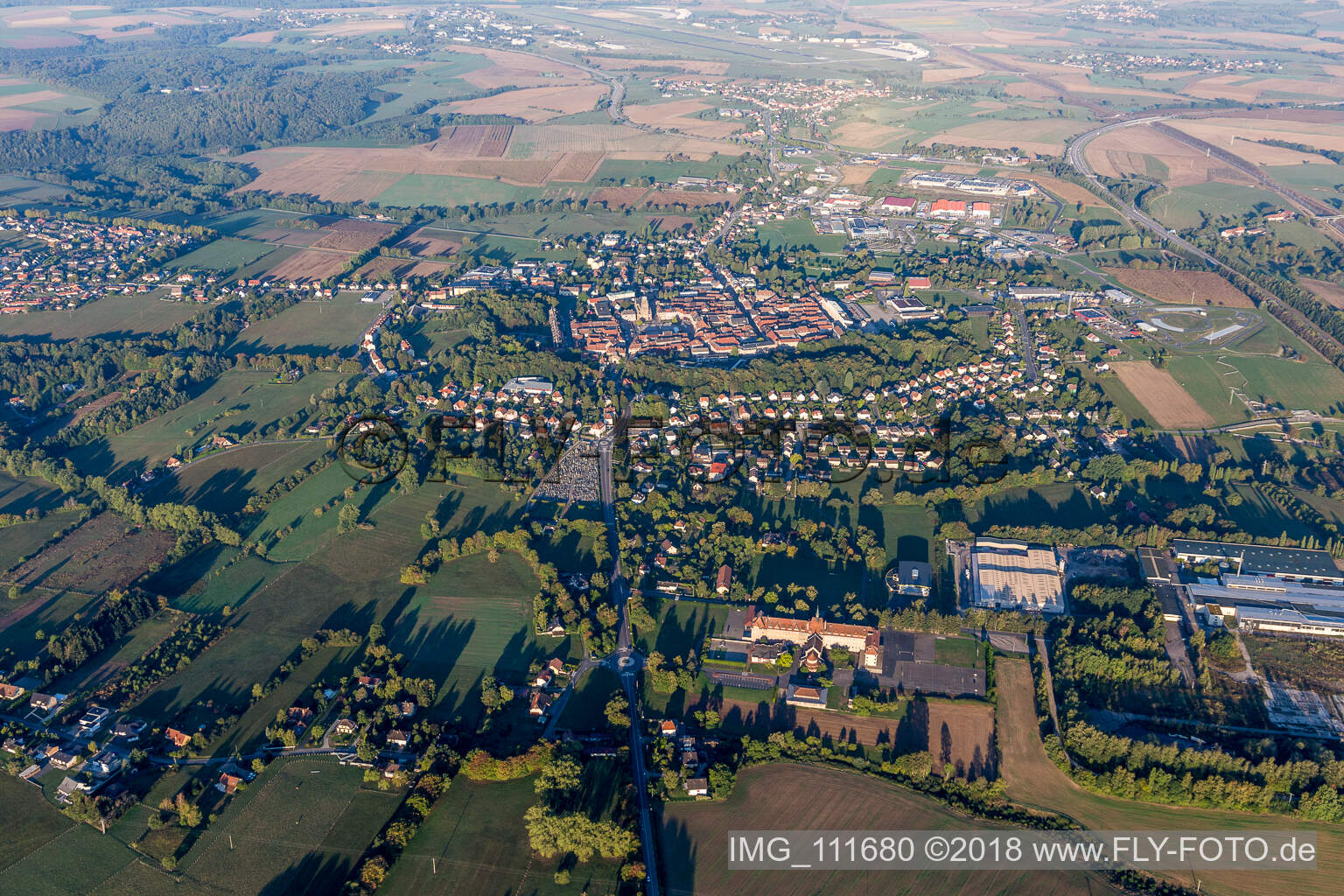 Luftbild von Phalsbourg im Bundesland Moselle, Frankreich