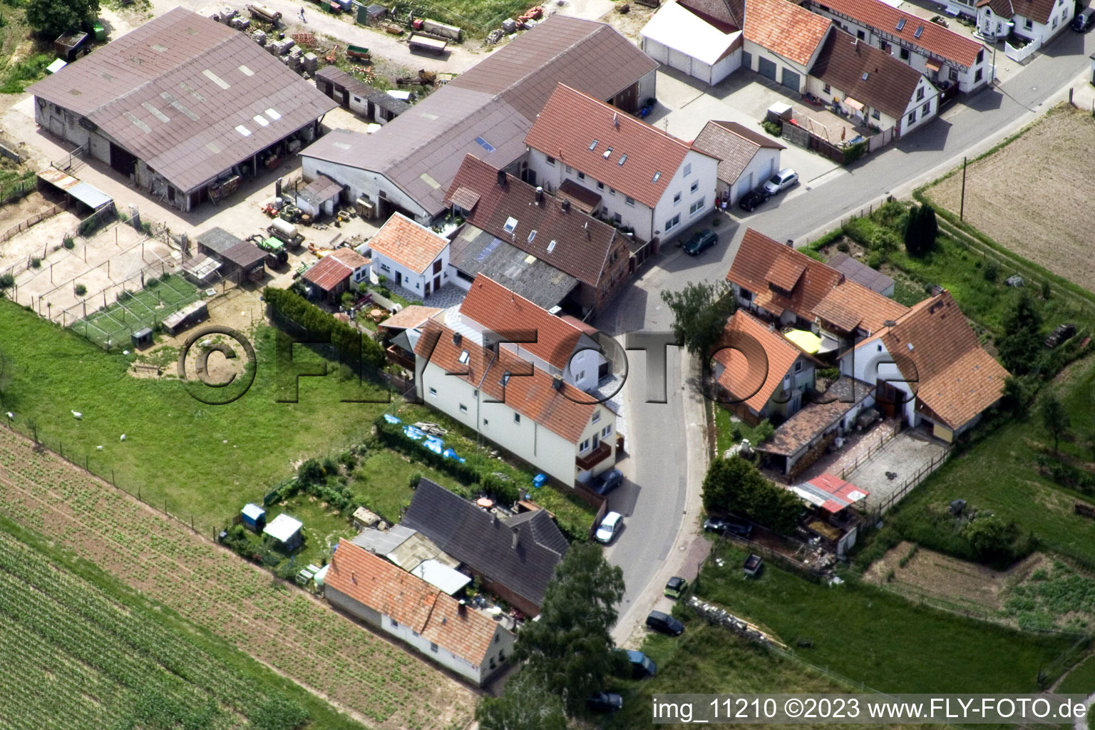Luftbild von Ortsteil Mühlhofen in Billigheim-Ingenheim im Bundesland Rheinland-Pfalz, Deutschland