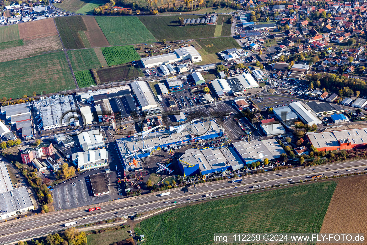 Technikmuseum im Ortsteil Steinsfurt in Sinsheim im Bundesland Baden-Württemberg, Deutschland von oben gesehen