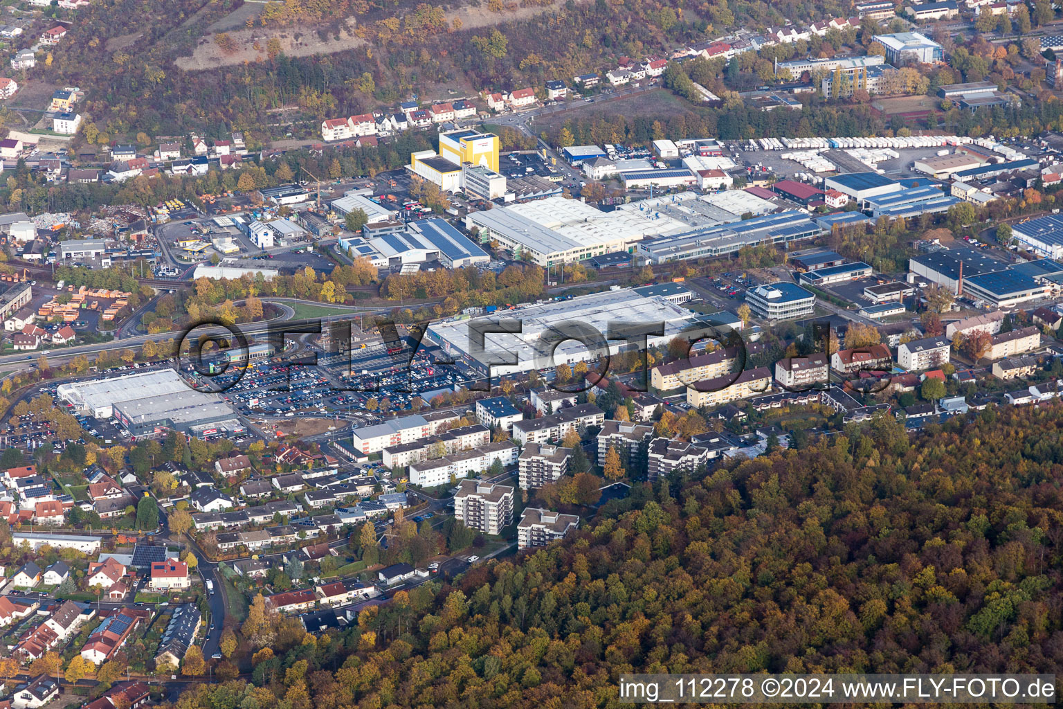 Mosbach, Gewerbegebiet im Bundesland Baden-Württemberg, Deutschland