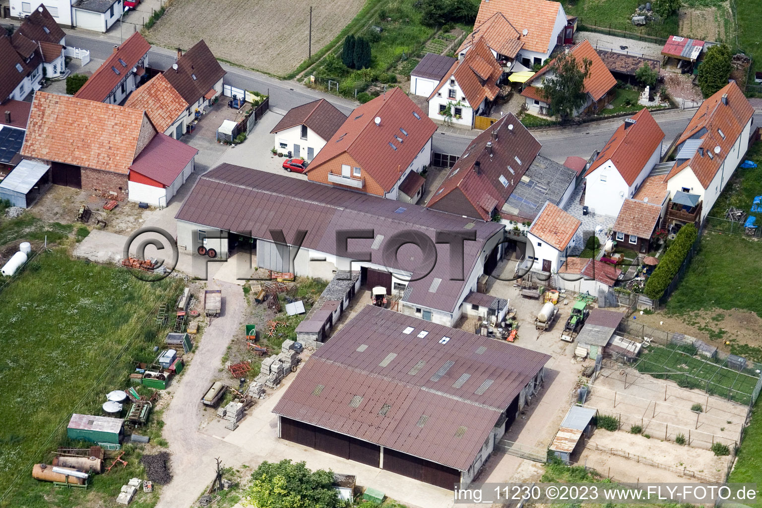 Luftaufnahme von Ortsteil Mühlhofen in Billigheim-Ingenheim im Bundesland Rheinland-Pfalz, Deutschland