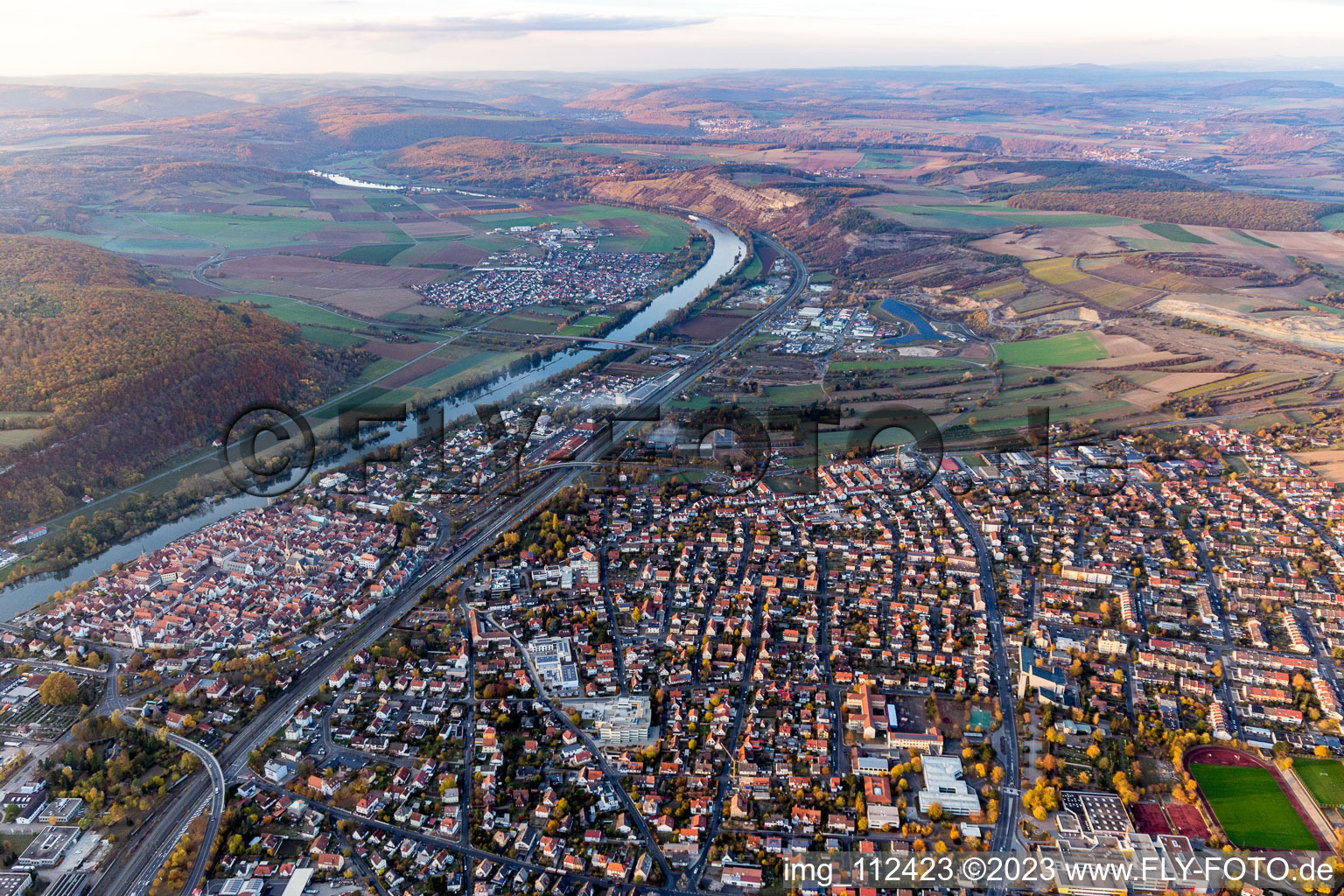 Luftaufnahme von Karlstadt am Main im Bundesland Bayern, Deutschland