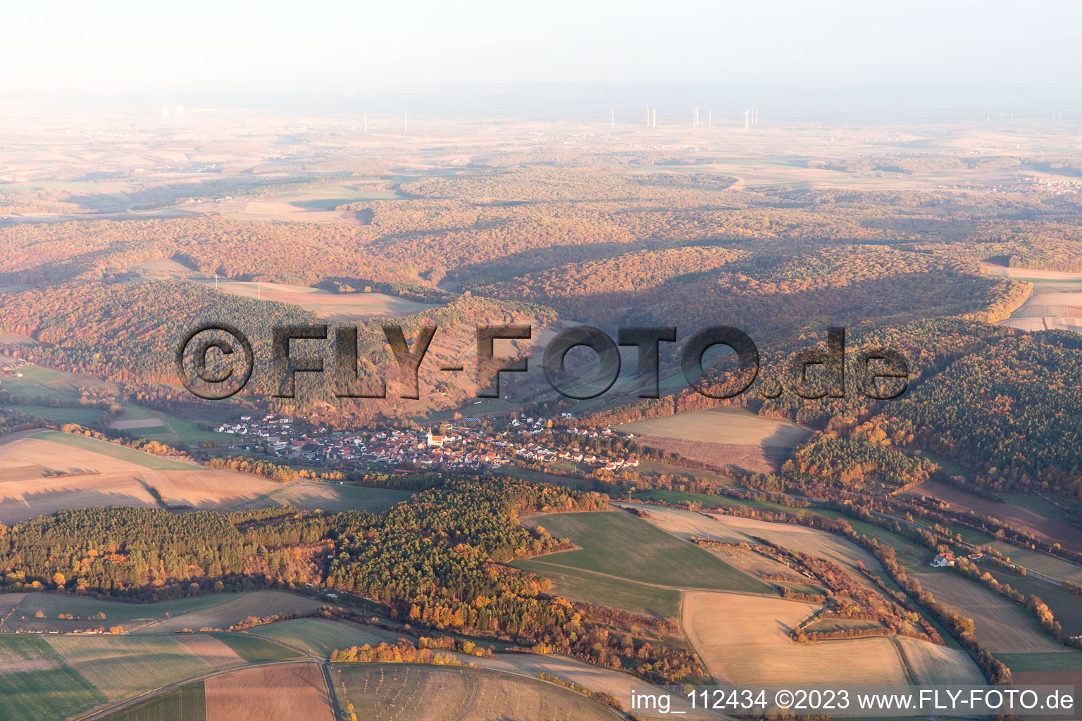 Luftbild von Binsfeld im Bundesland Bayern, Deutschland