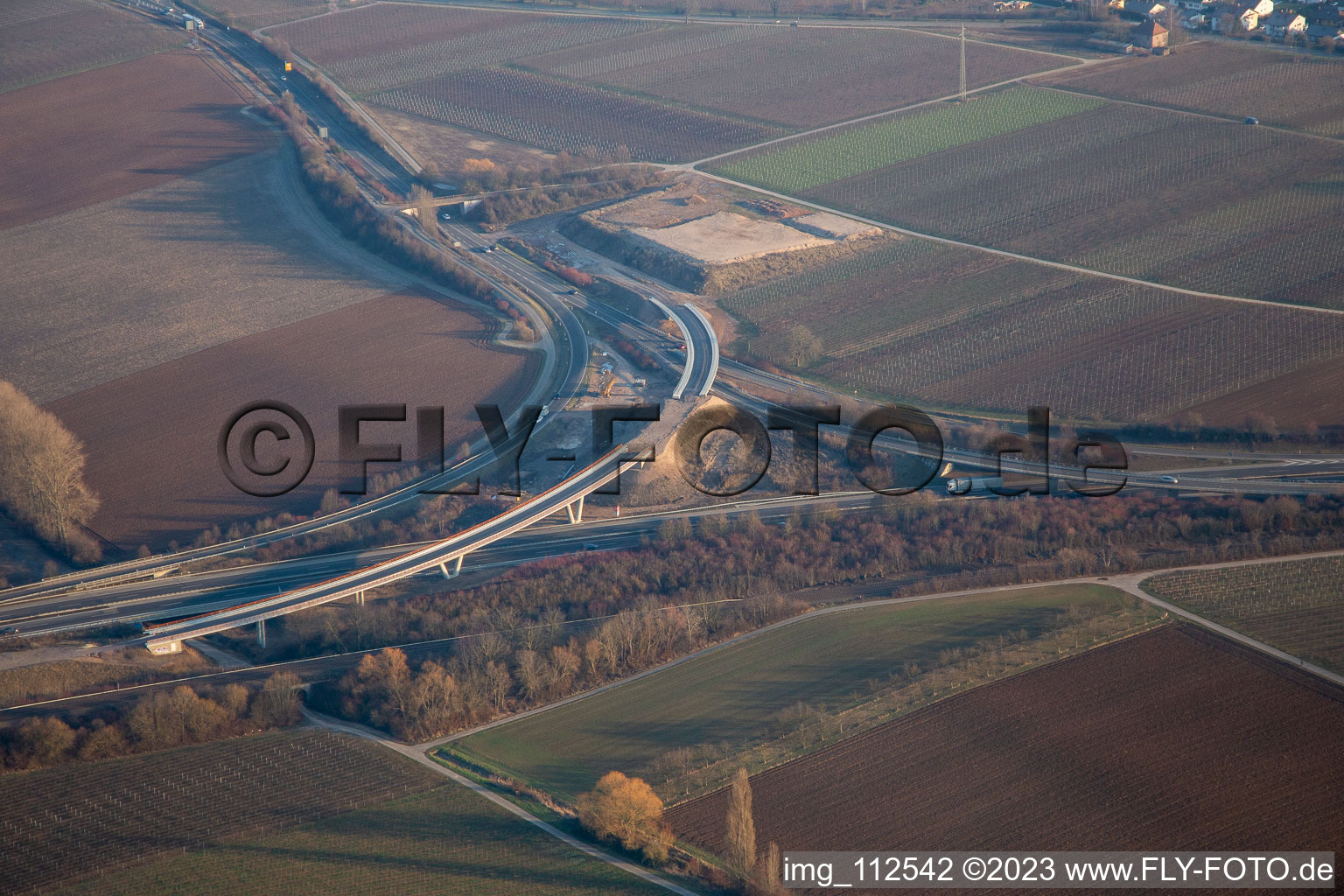 Luftaufnahme von Neubau Autobahnanschlusstelle Landau Nord im Ortsteil Dammheim in Landau in der Pfalz im Bundesland Rheinland-Pfalz, Deutschland