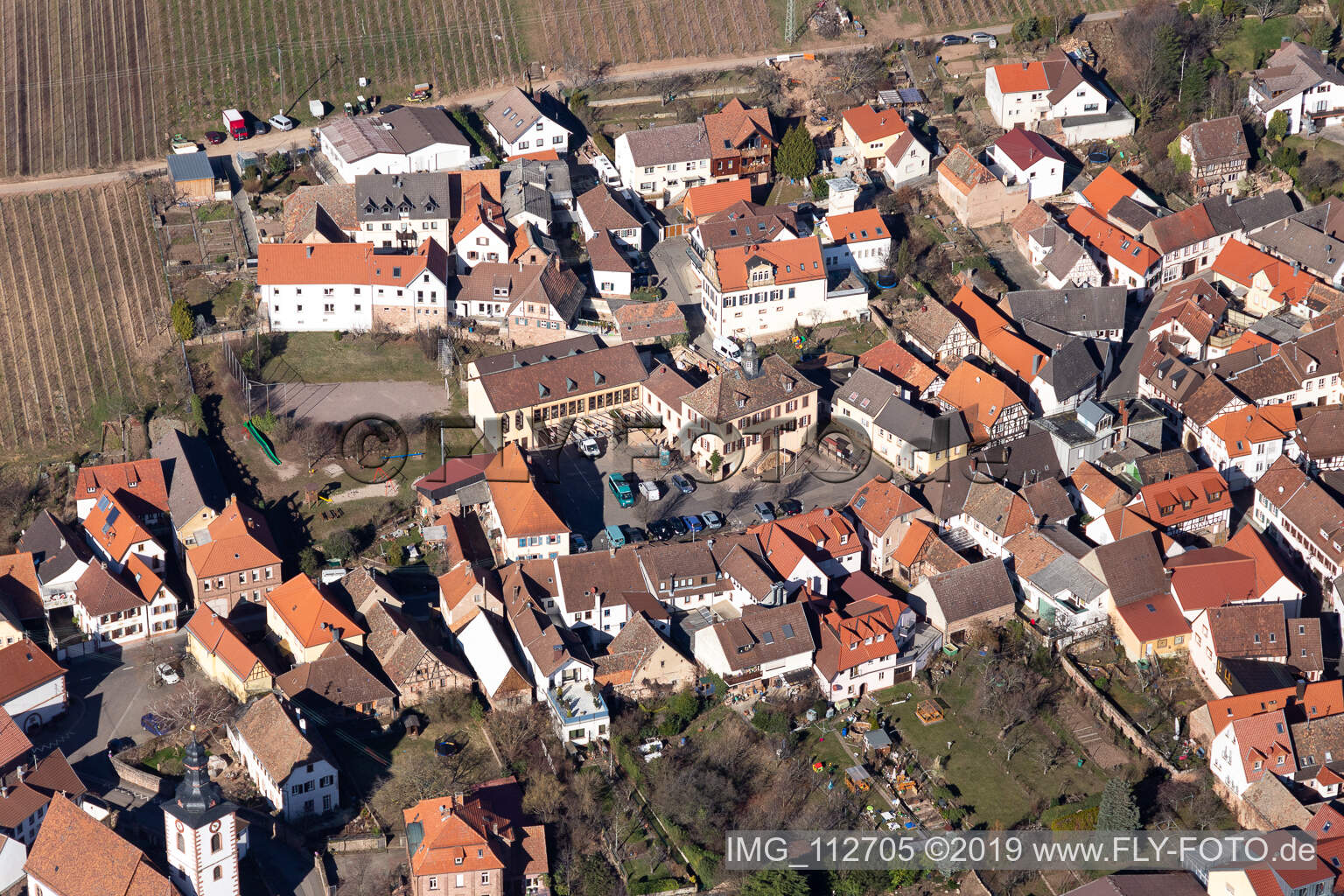 Weyher in der Pfalz im Bundesland Rheinland-Pfalz, Deutschland aus der Luft betrachtet