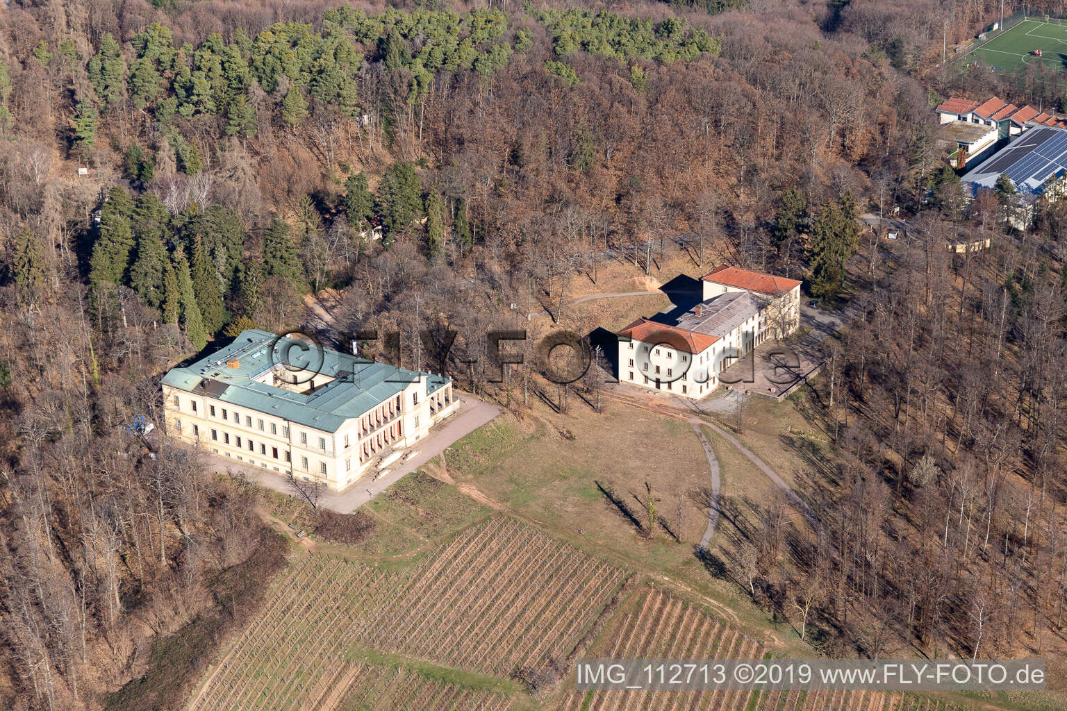 Luftbild von Schloss Villa Ludwigshöhe in Edenkoben im Bundesland Rheinland-Pfalz, Deutschland